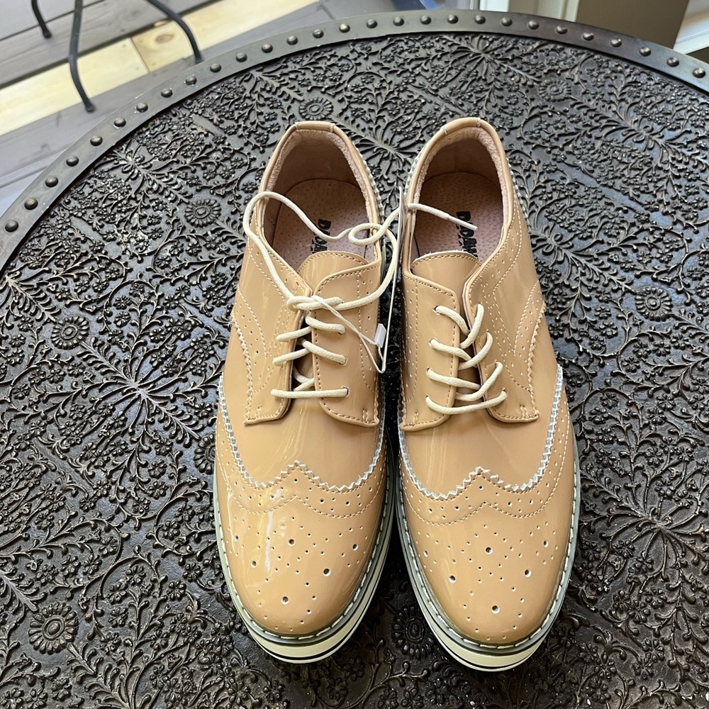 DADAWEN WING TIP OXFORD SHOES IN PATENT APRICOT TAN 42 9.5 - Picture 10 of 12